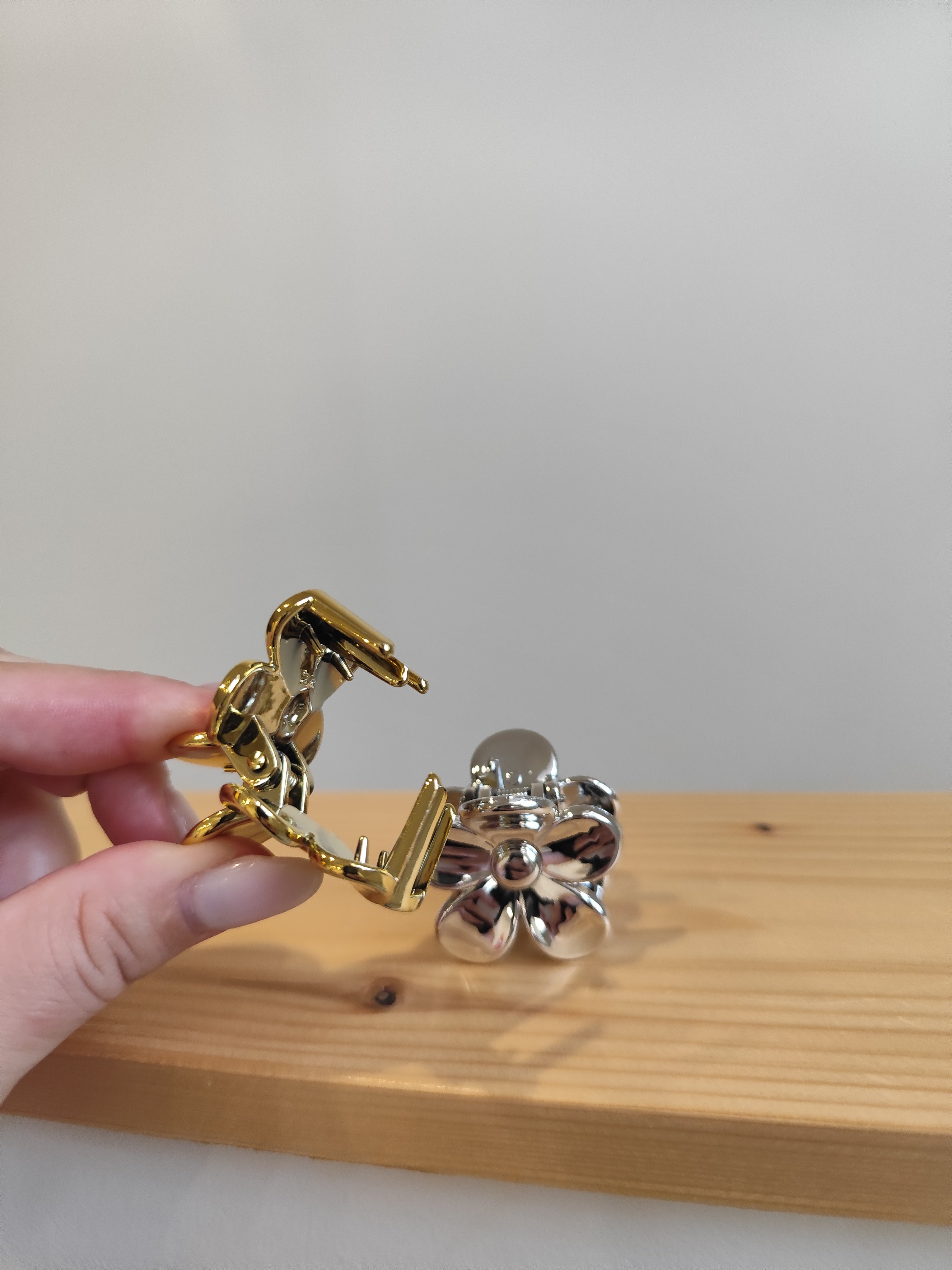Lot de 2 petites pinces fleurs