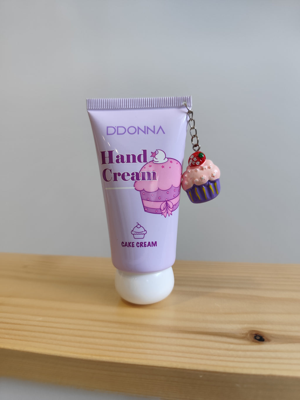 Crème mains muffins à la myrtille - D'donna - 50 ml