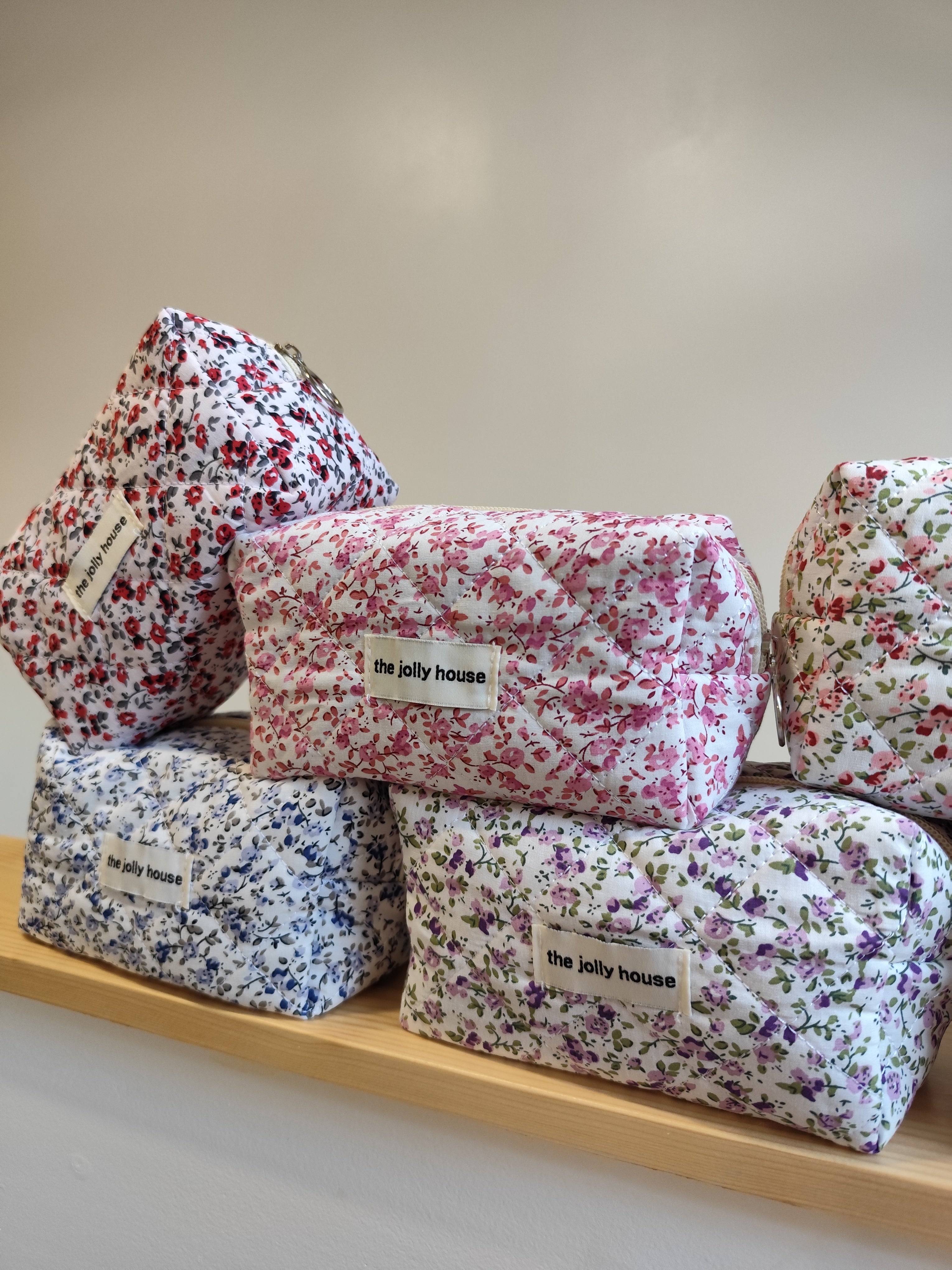 Trousses mystères (6 coloris) - Quantités limitées