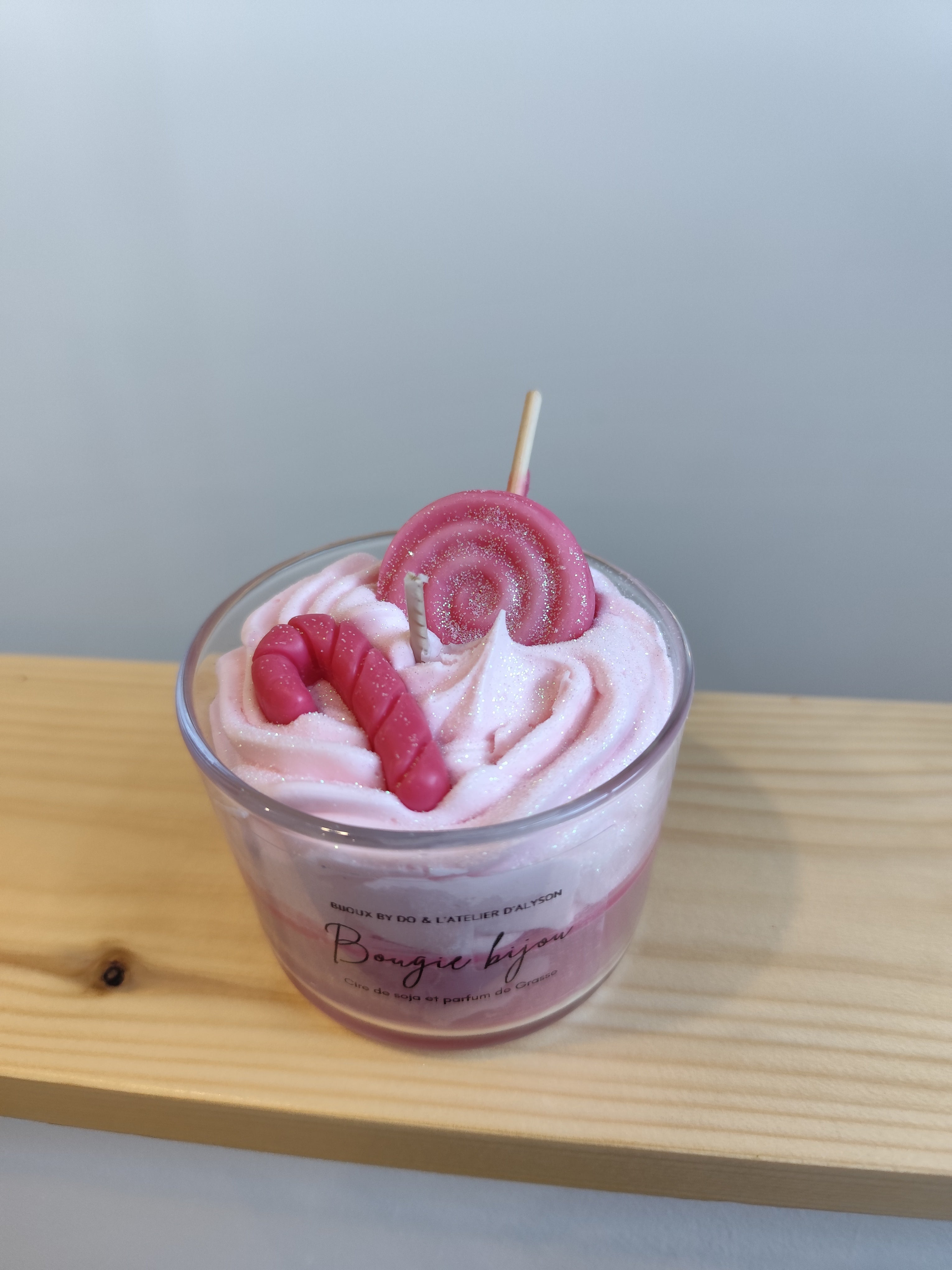 Bougies gourmandes avec bijou caché – L'atelier d'Alyson - Quantité limitée 🤫